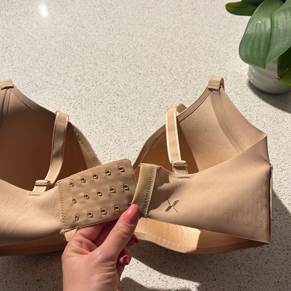 Knix Sz 6 WingWoman Contour Bra in Nude 32DD 32E 34DD 34E - Picture 7 of 16